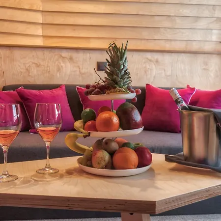 Arte & Park 5* Βέλινγκραντ